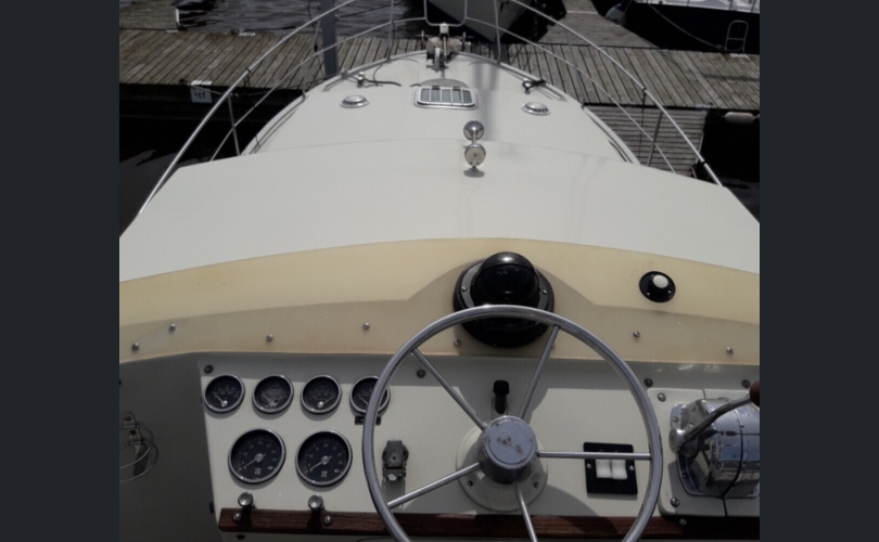 Broom 35 Sedan-kuva-12